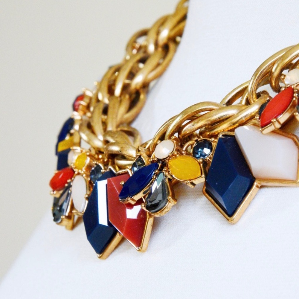 Statement necklace - Picture 4 of 4